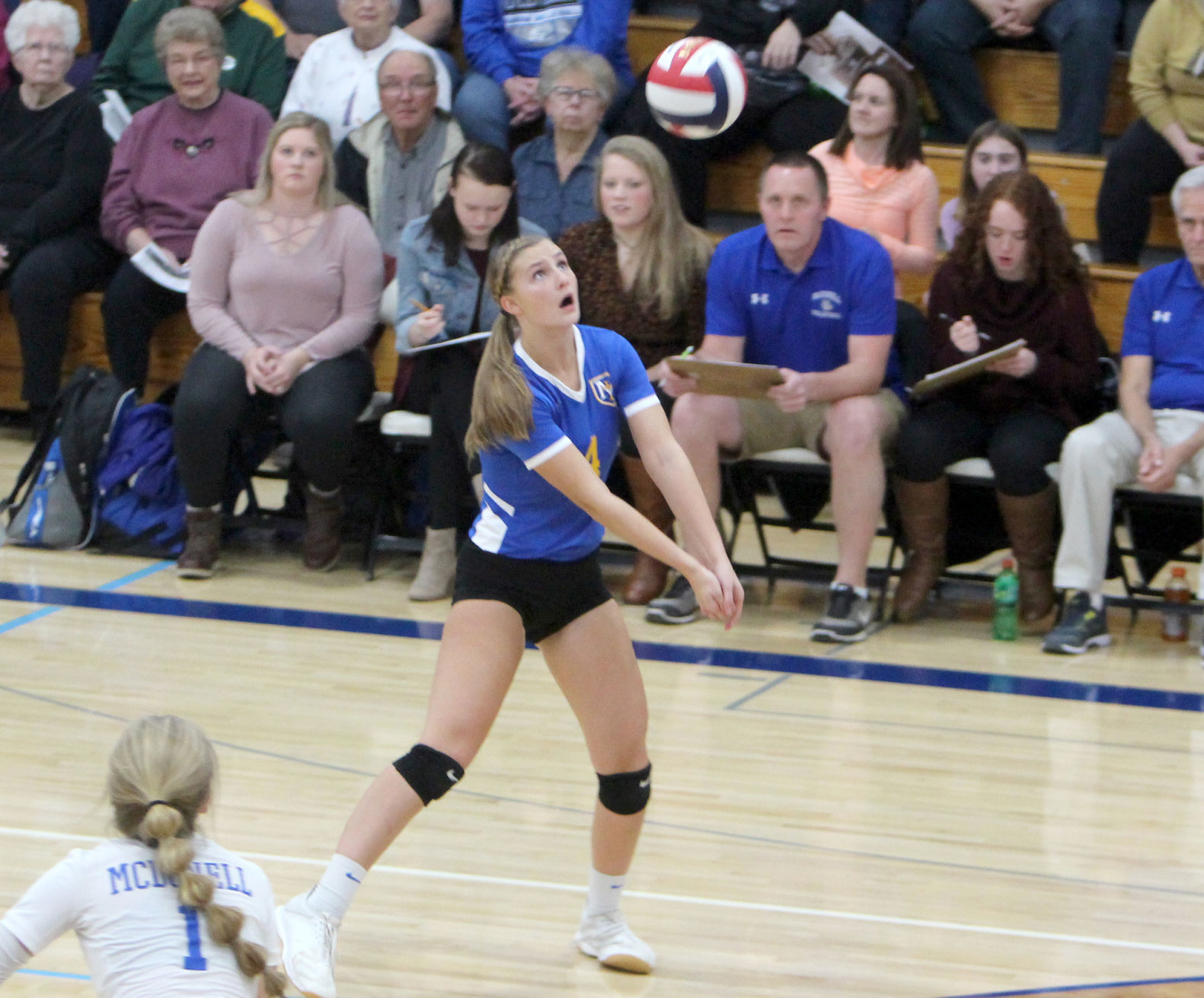 McDonell volleyball at Clear Lake 10-31-19